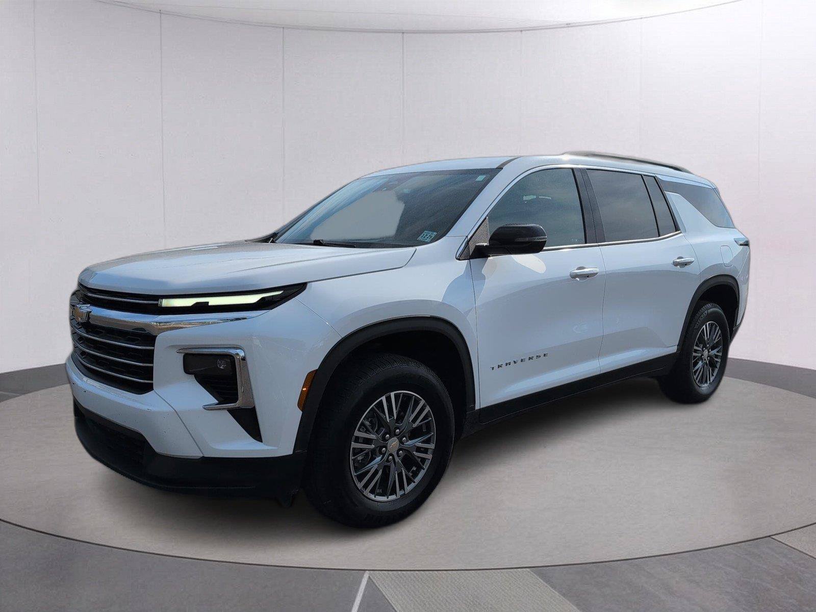 Certified 2025 Chevrolet Traverse LT