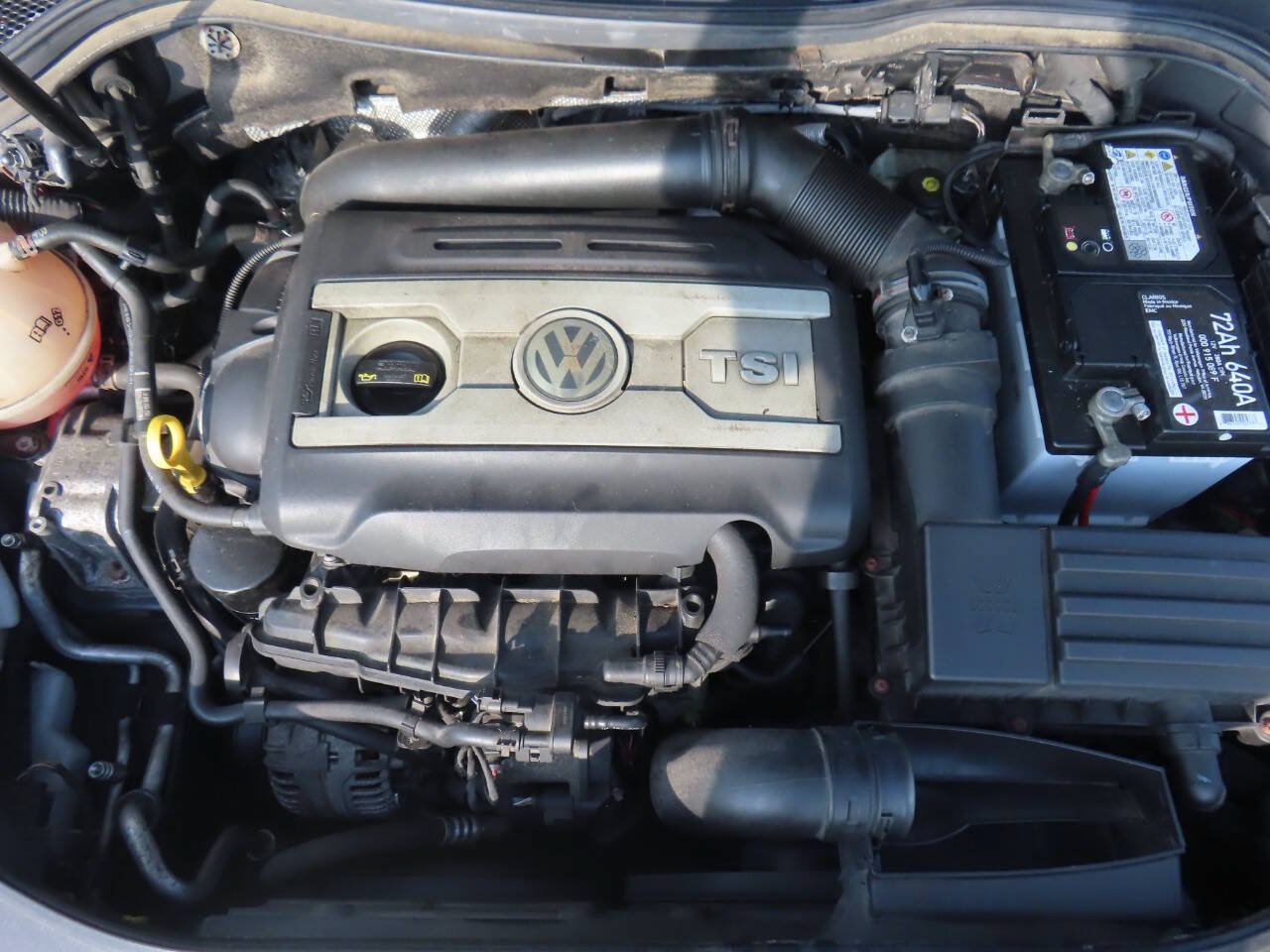 Used 2012 Volkswagen CC Lux Plus FWD image 10