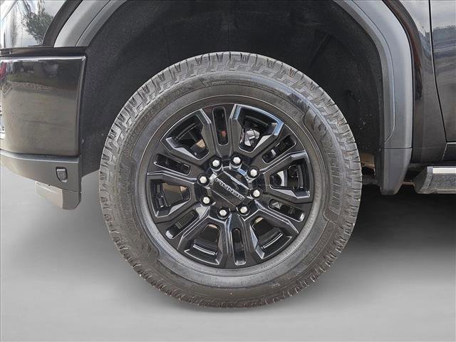 Used 2021 GMC Sierra 3500 Denali w/ Denali Ultimate Package image 24