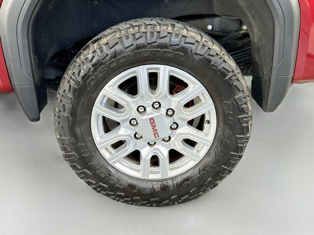 Used 2024 GMC Sierra 3500 SLT w/ SLT Convenience Package AWD/4WD image 34
