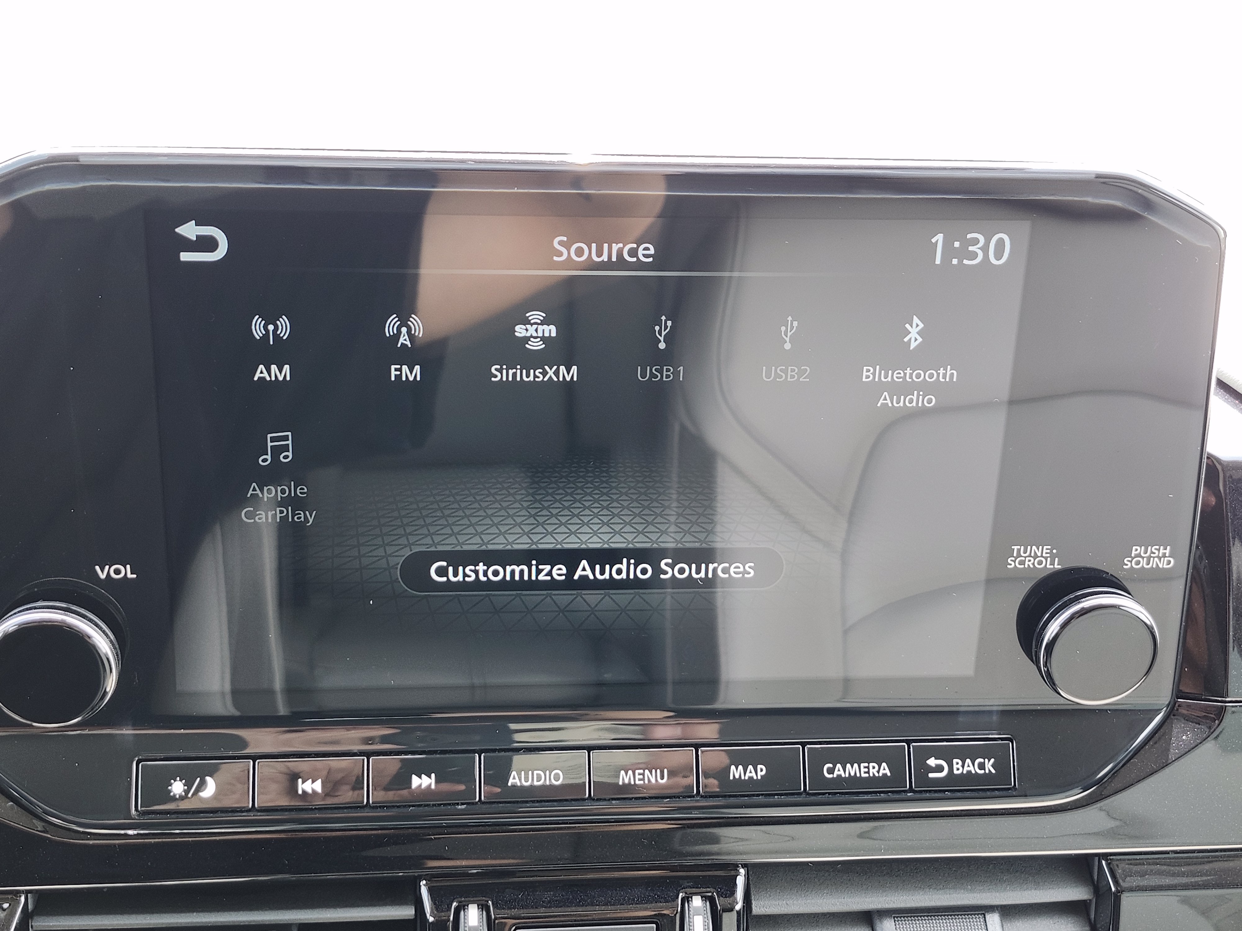 Used 2023 Nissan Pathfinder SL AWD/4WD image 4