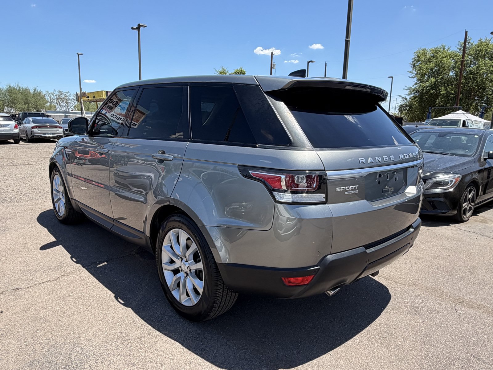 Used 2017 Land Rover Range Rover Sport HSE AWD/4WD image 5