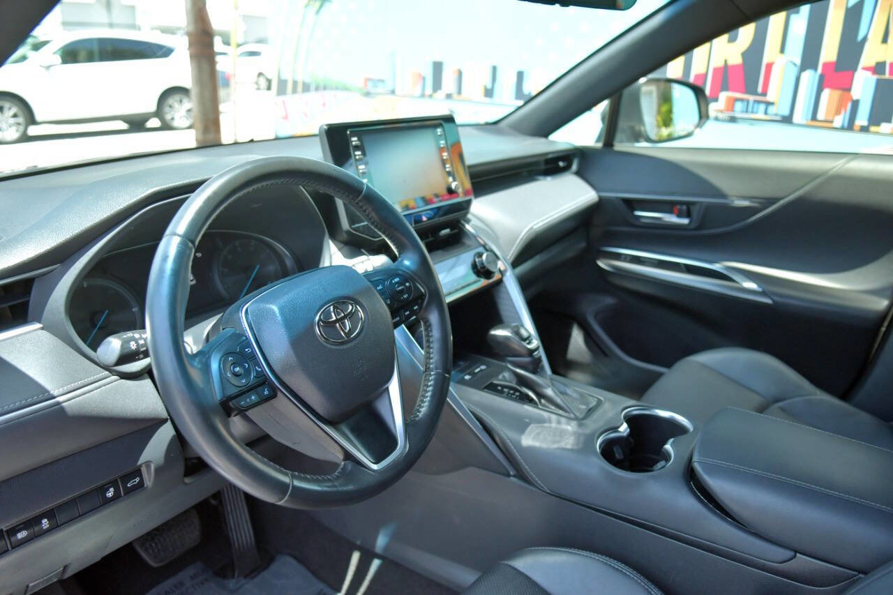 Used 2021 Toyota Venza XLE w/ Softex Package AWD/4WD image 19