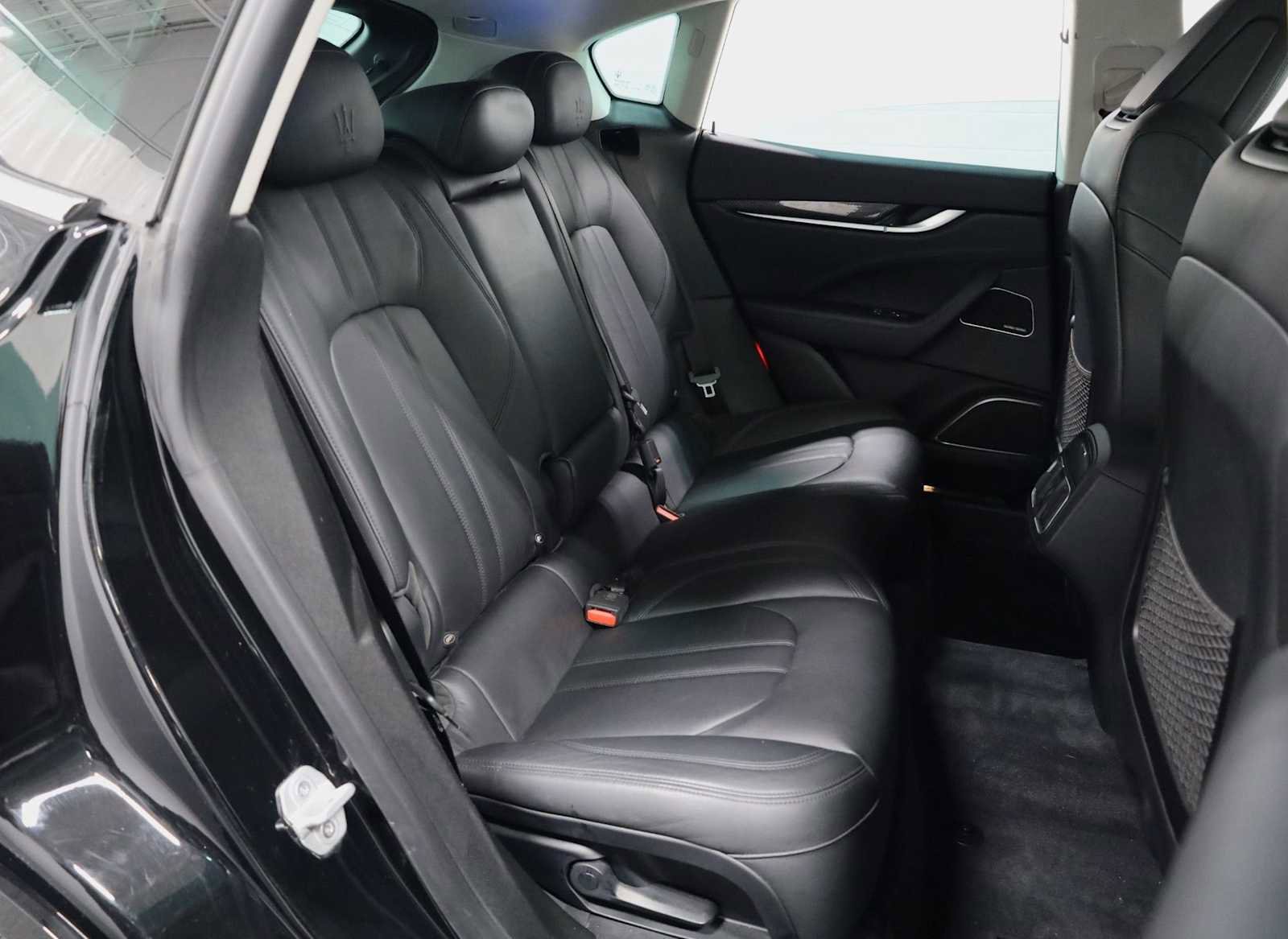 Used 2017 Maserati Levante S image 37