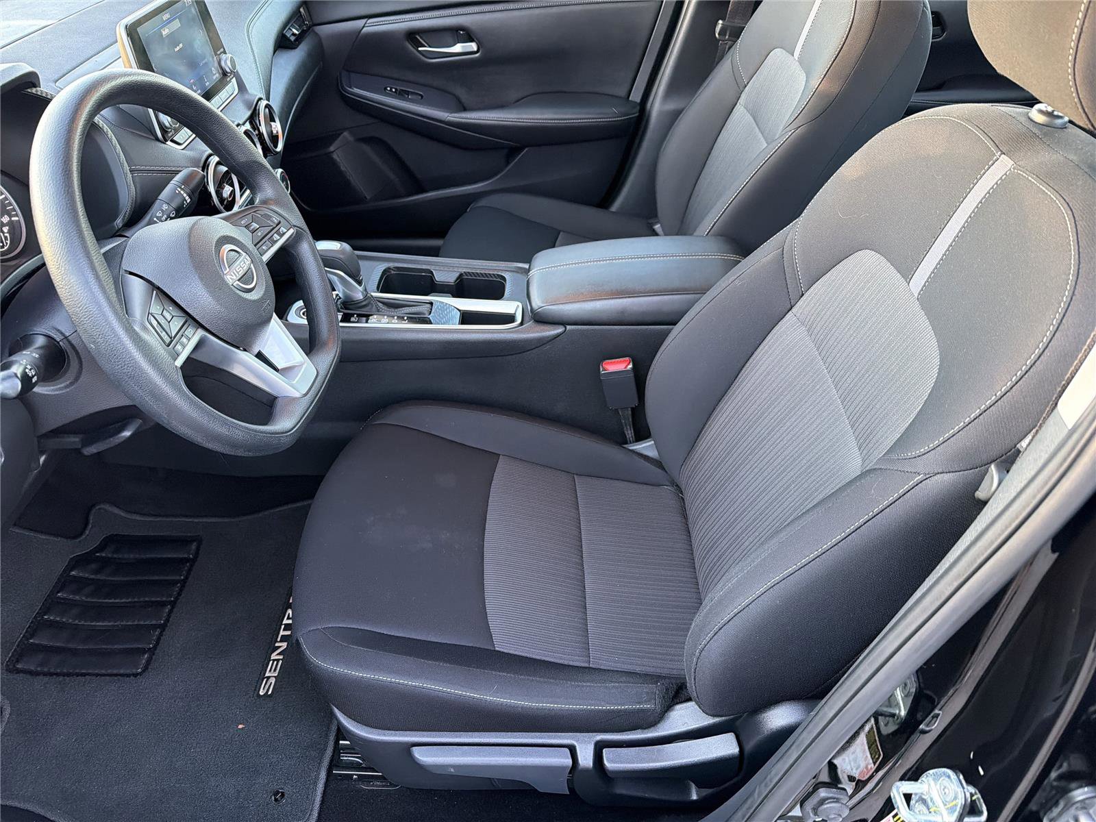 Used 2024 Nissan Sentra SV image 15