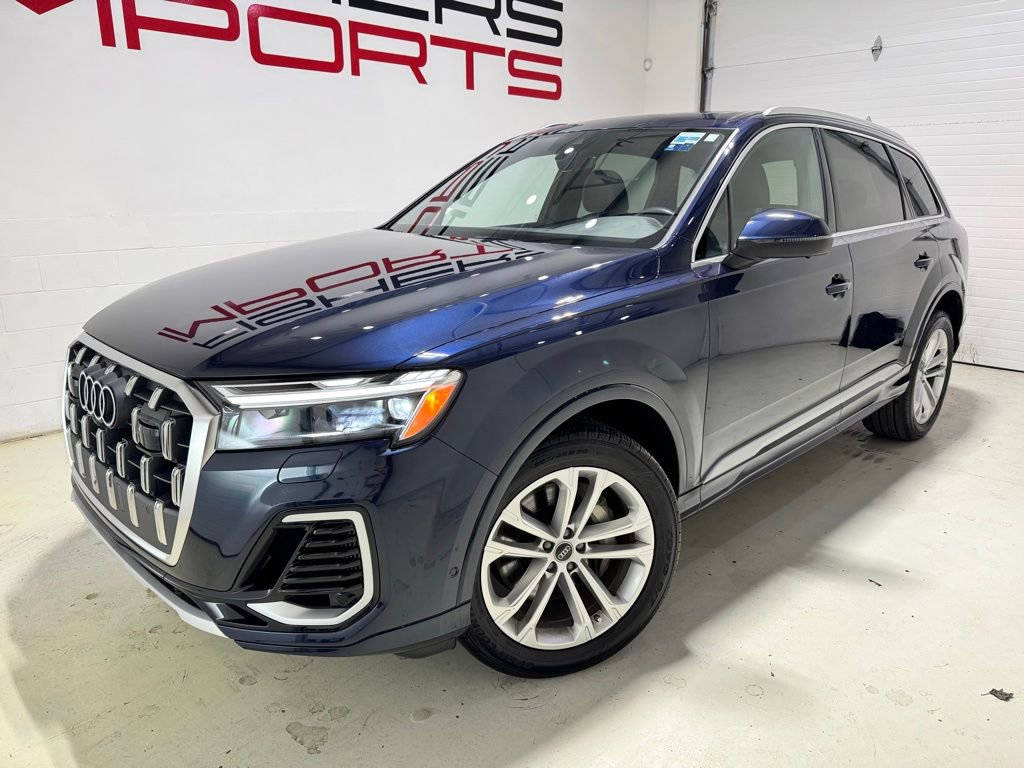 Used 2025 Audi Q7 3.0T Premium Plus AWD/4WD image 2
