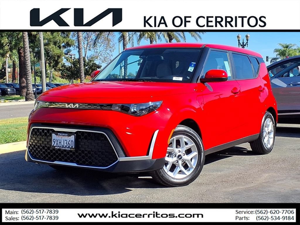 Certified 2025 Kia Soul LX w/ LX Technology Package
