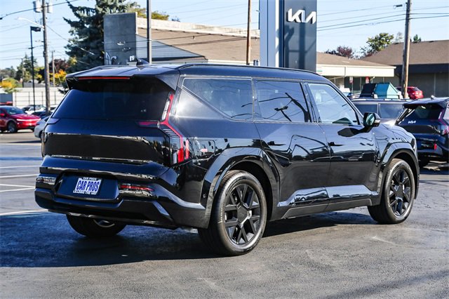 New 2026 Kia EV9 Land w/ Nightfall Edition Package image 9
