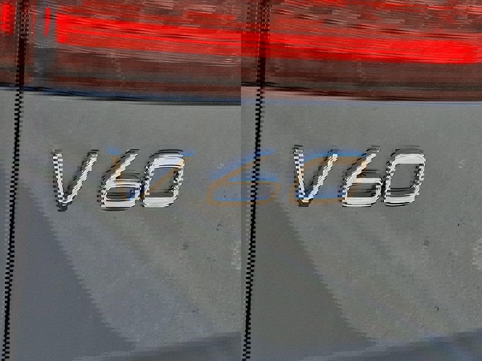 Certified 2025 Volvo V60 B5 Cross Country Ultra image 30