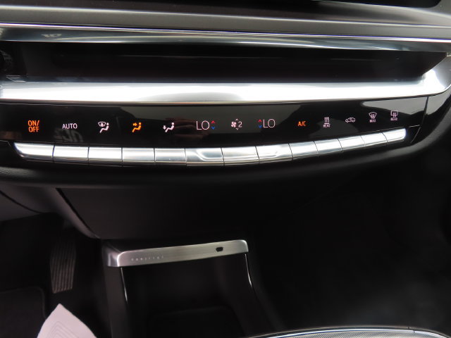 Certified 2024 Cadillac Lyriq Tech AWD/4WD image 34