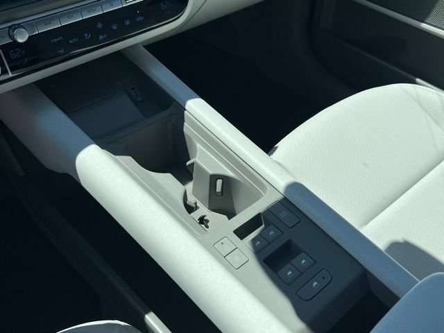 New 2025 Hyundai Ioniq 6 SEL AWD/4WD image 19
