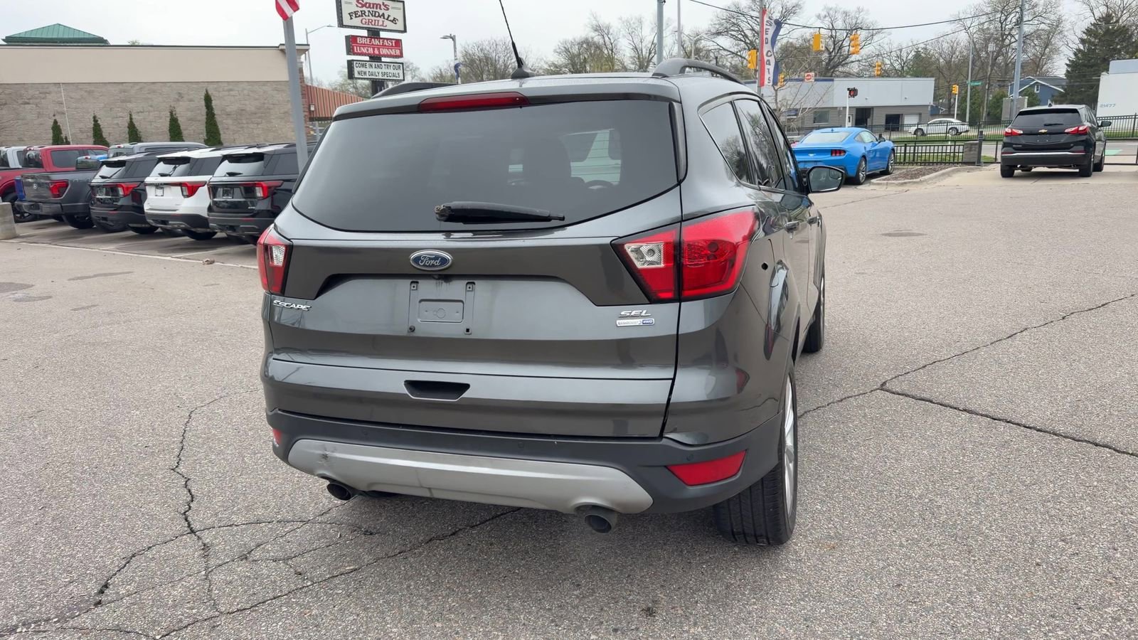Used 2019 Ford Escape SEL AWD/4WD image 10