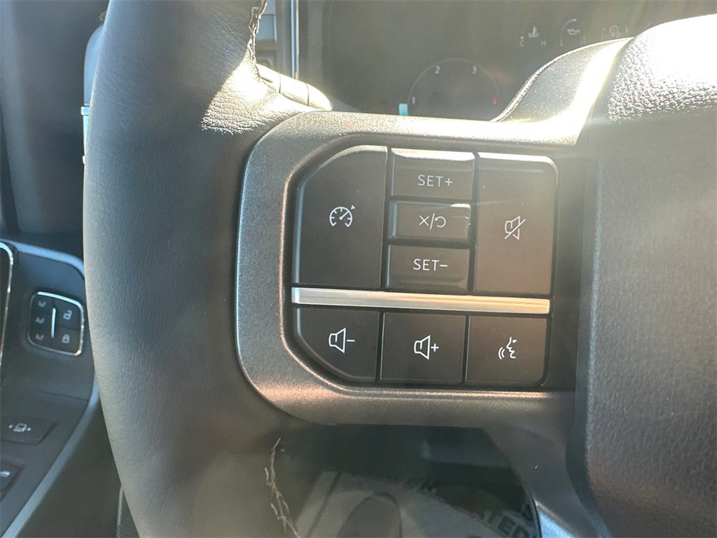 New 2026 Ford F350 Lariat w/ Chrome Package image 21