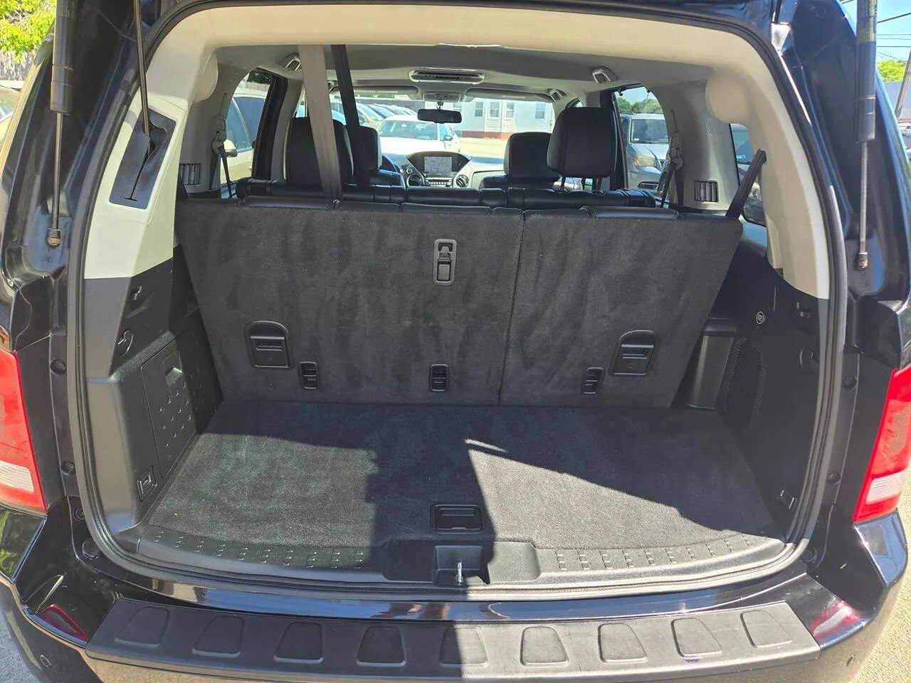 Used 2014 Honda Pilot Touring image 10