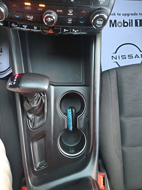 Used 2025 Dodge Durango GT AWD/4WD image 18