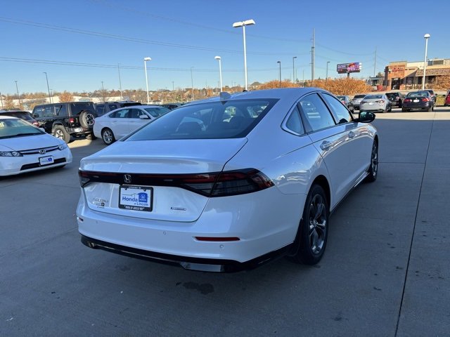 Certified 2025 Honda Accord EX-L image 5
