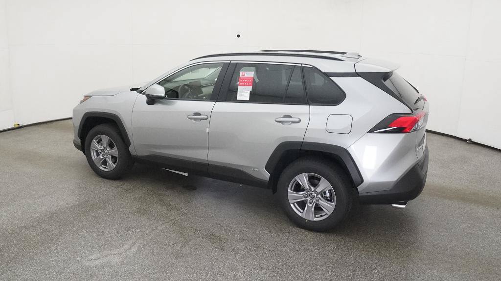 New 2025 Toyota RAV4 XLE AWD/4WD image 7