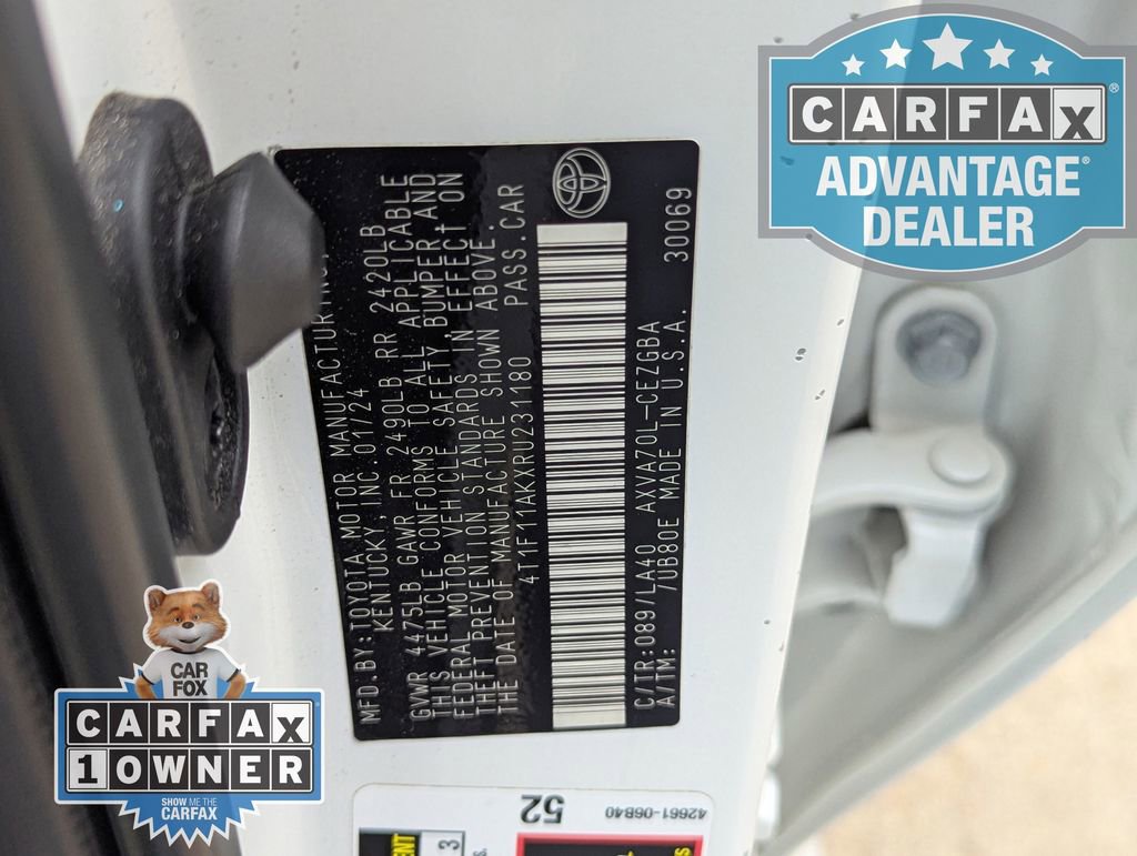 Used 2024 Toyota Camry XLE FWD image 32