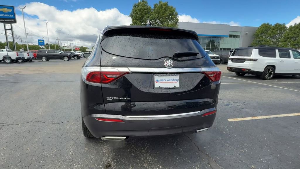 Used 2023 Buick Enclave Essence w/ Experience Buick Package AWD/4WD image 7