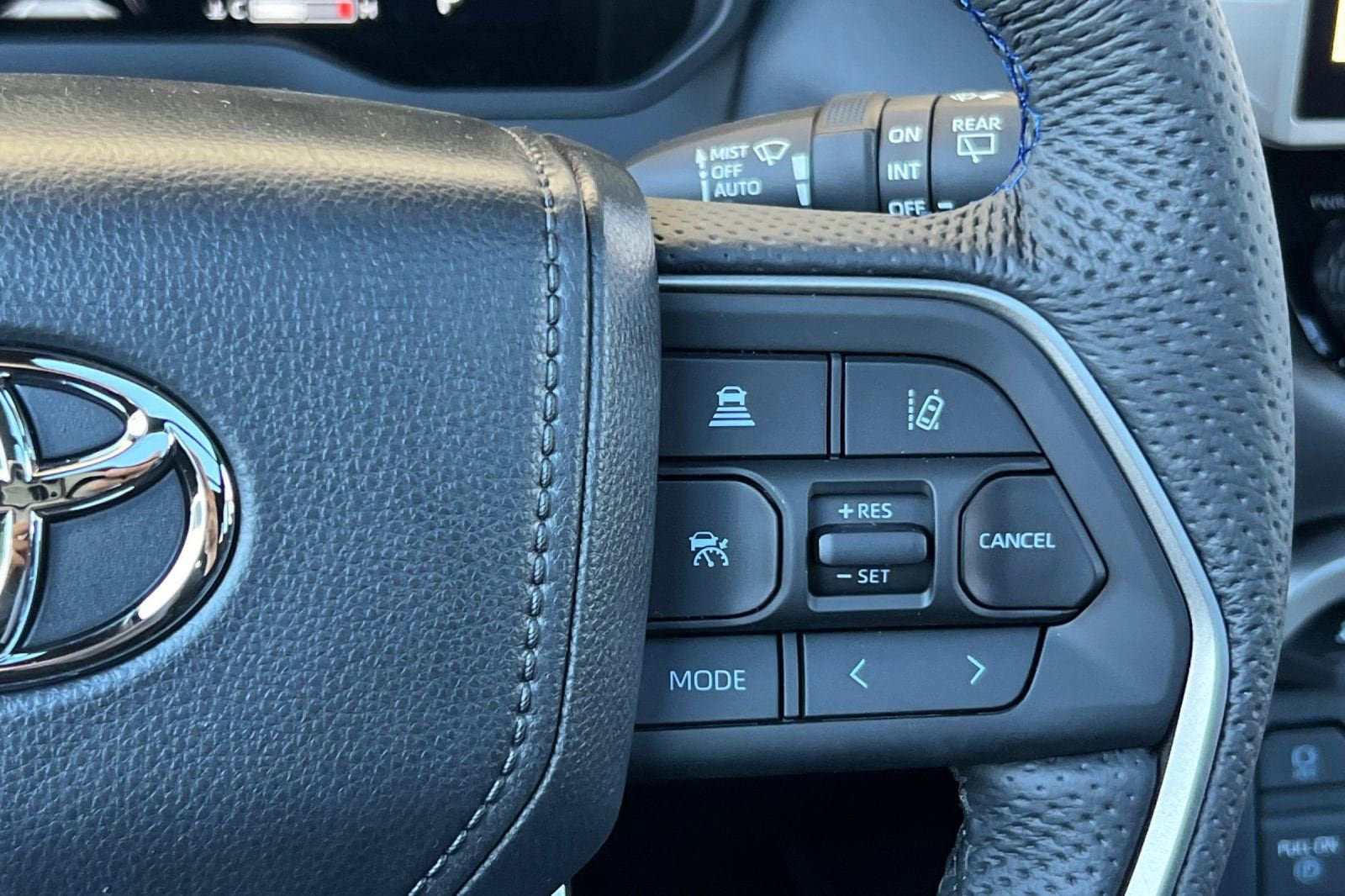 New 2026 Toyota Sequoia Platinum AWD/4WD image 29