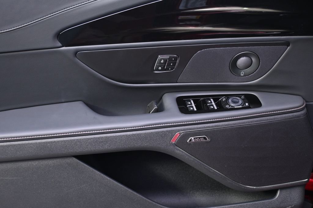 New 2026 Lincoln Nautilus Reserve image 22