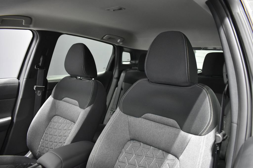 Certified 2026 Nissan Kicks SV w/ Cold Weather Package image 16