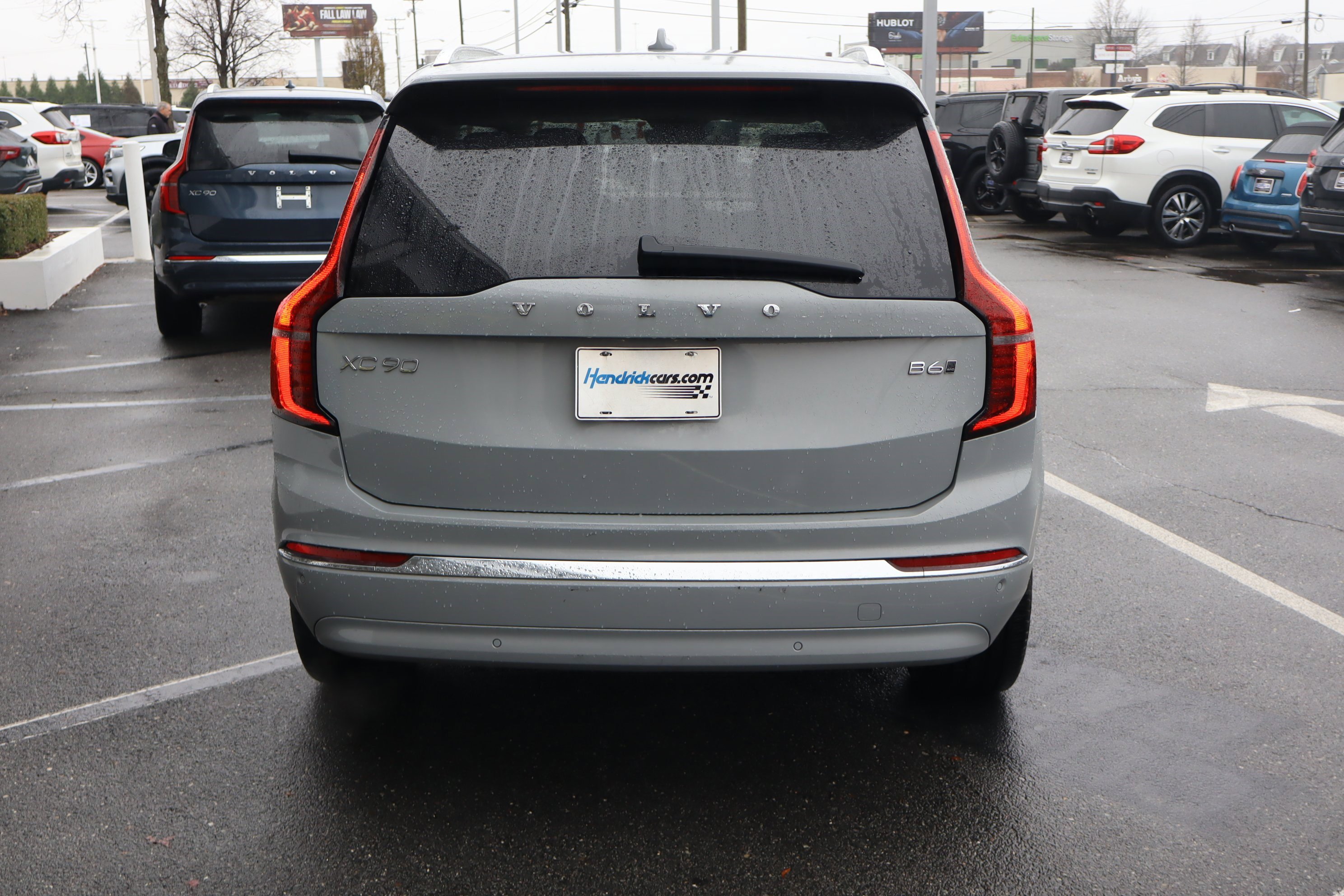 Used 2025 Volvo XC90 B6 Plus image 9