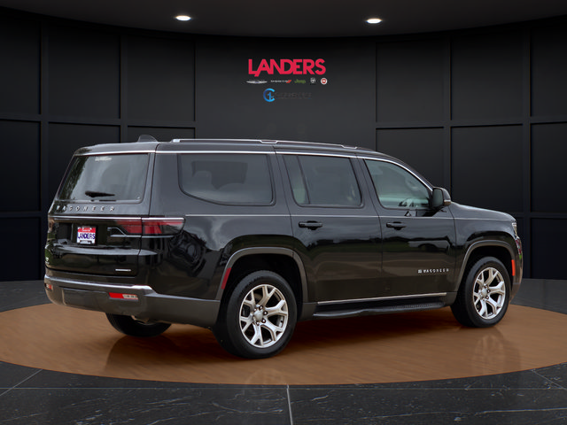 Certified 2022 Jeep Wagoneer Series II AWD/4WD image 4