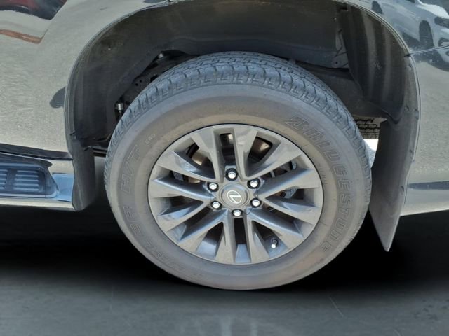 Used 2023 Lexus GX 460 Premium w/ Premium Plus Package image 16