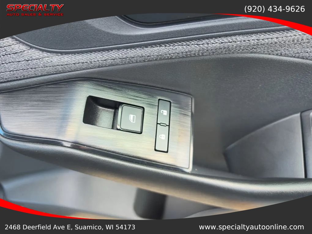 Used 2023 Nissan Rogue S AWD/4WD image 35
