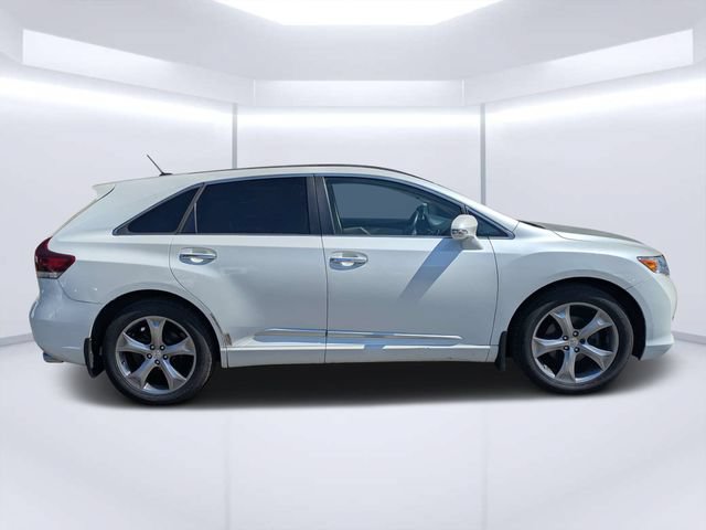 Used 2013 Toyota Venza XLE w/ XLE Premium Pkg AWD/4WD image 2