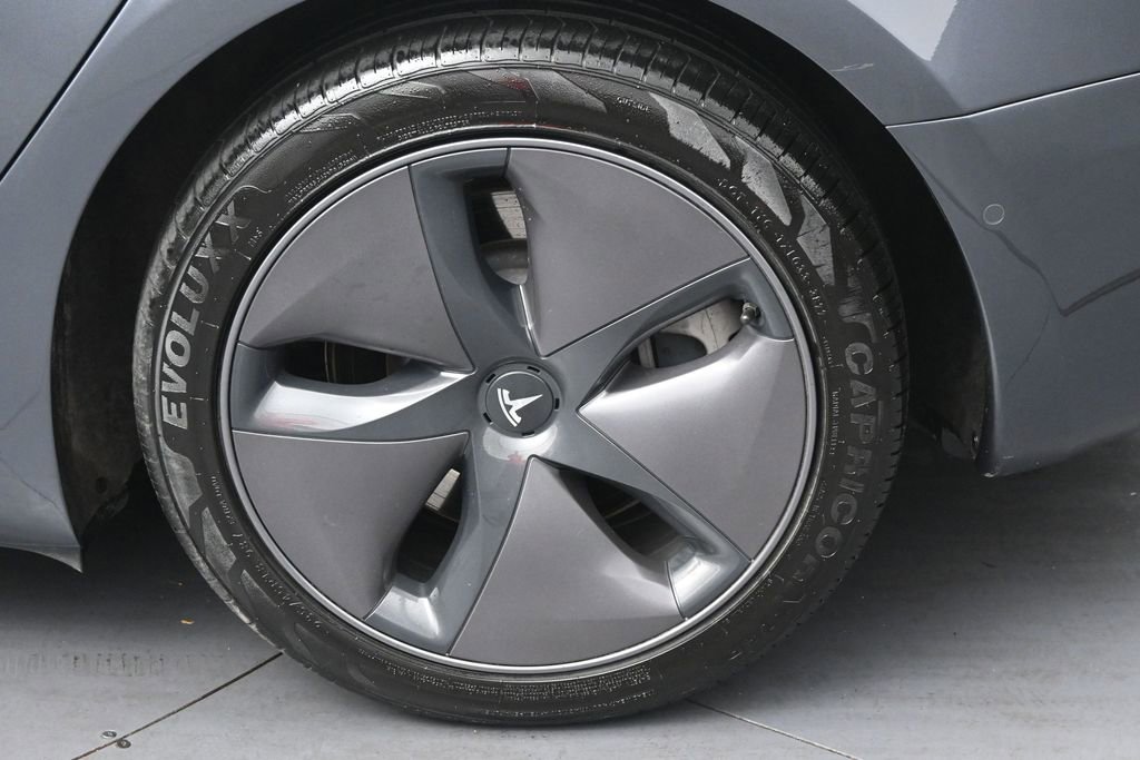 Used 2020 Tesla Model 3 Standard Range Plus RWD image 35