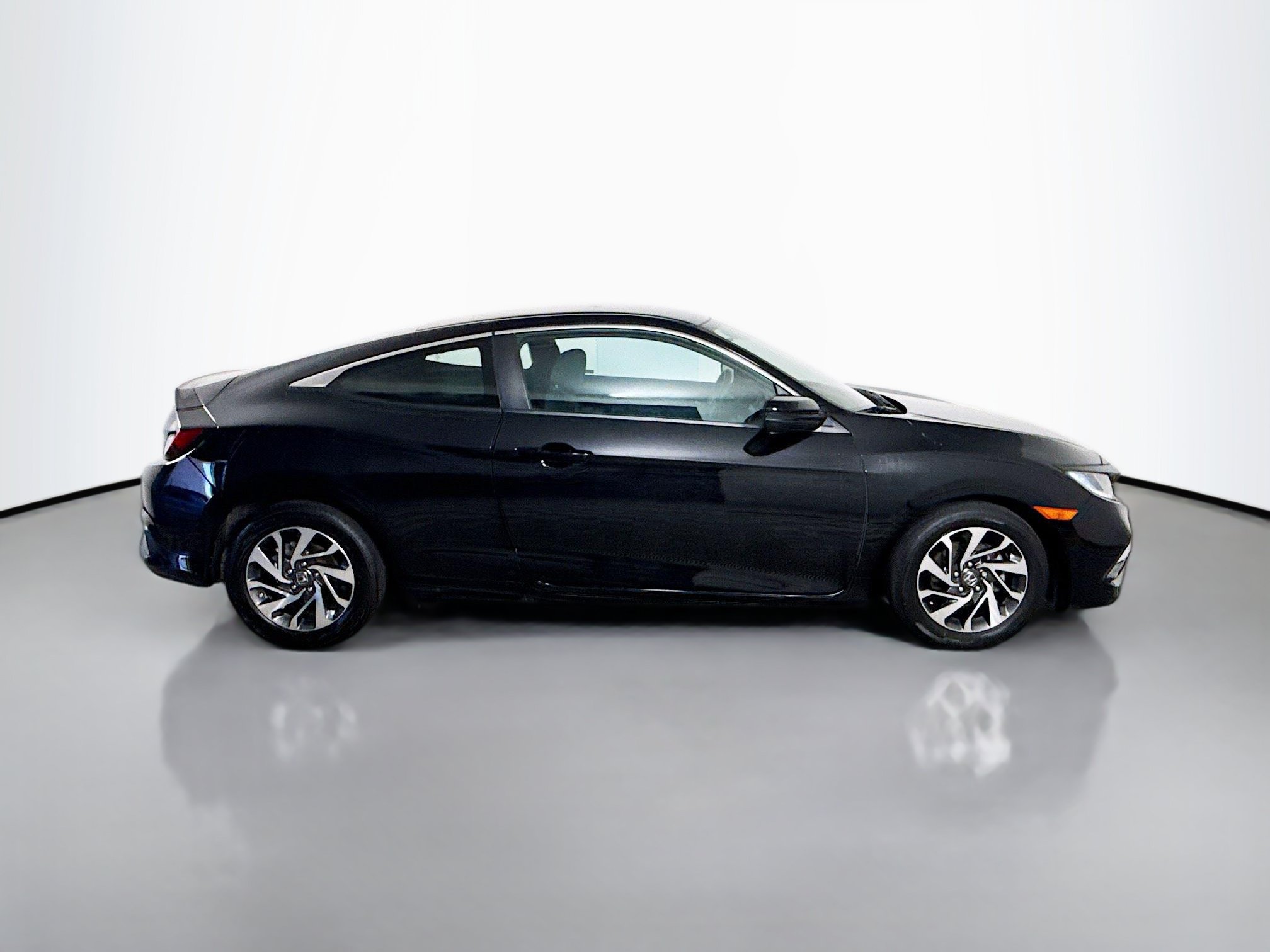 Used 2019 Honda Civic LX image 11