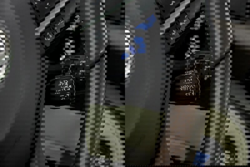 Used 2021 Lexus LX 570 4WD w/ Luxury Package image 29