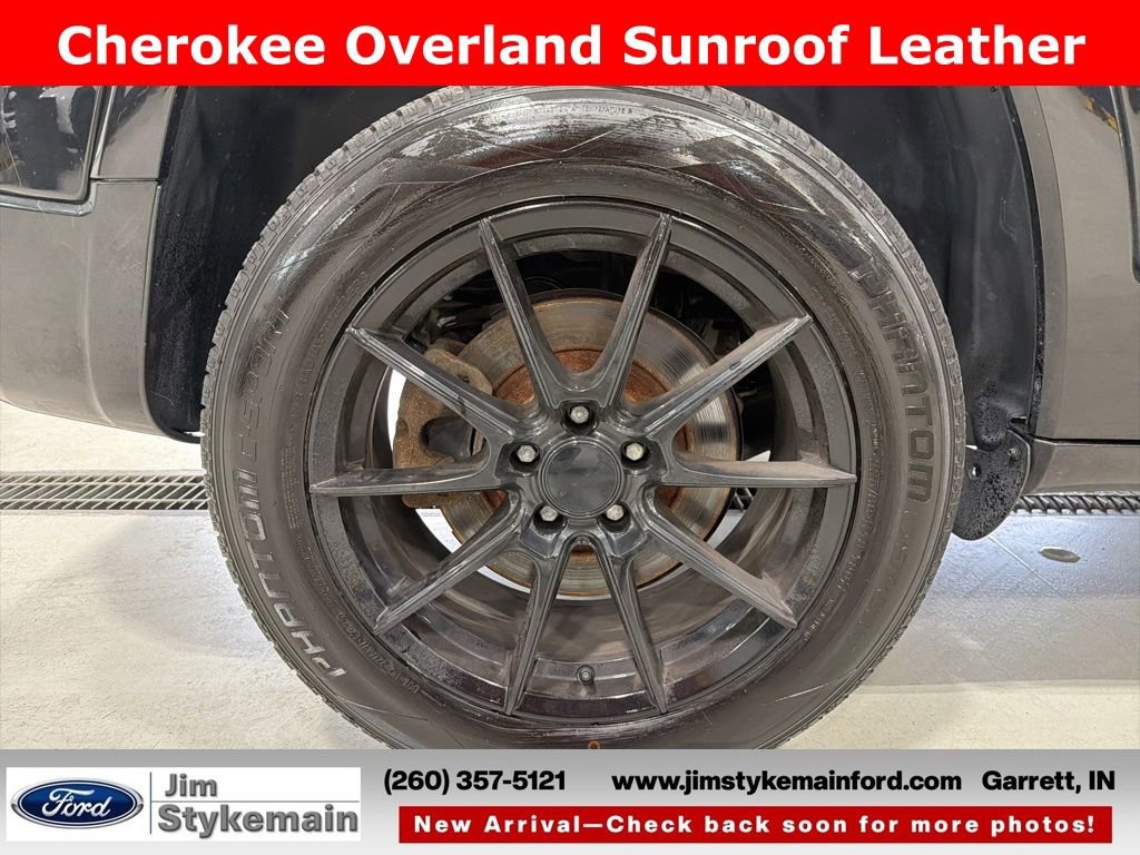 Used 2016 Jeep Cherokee Overland image 10