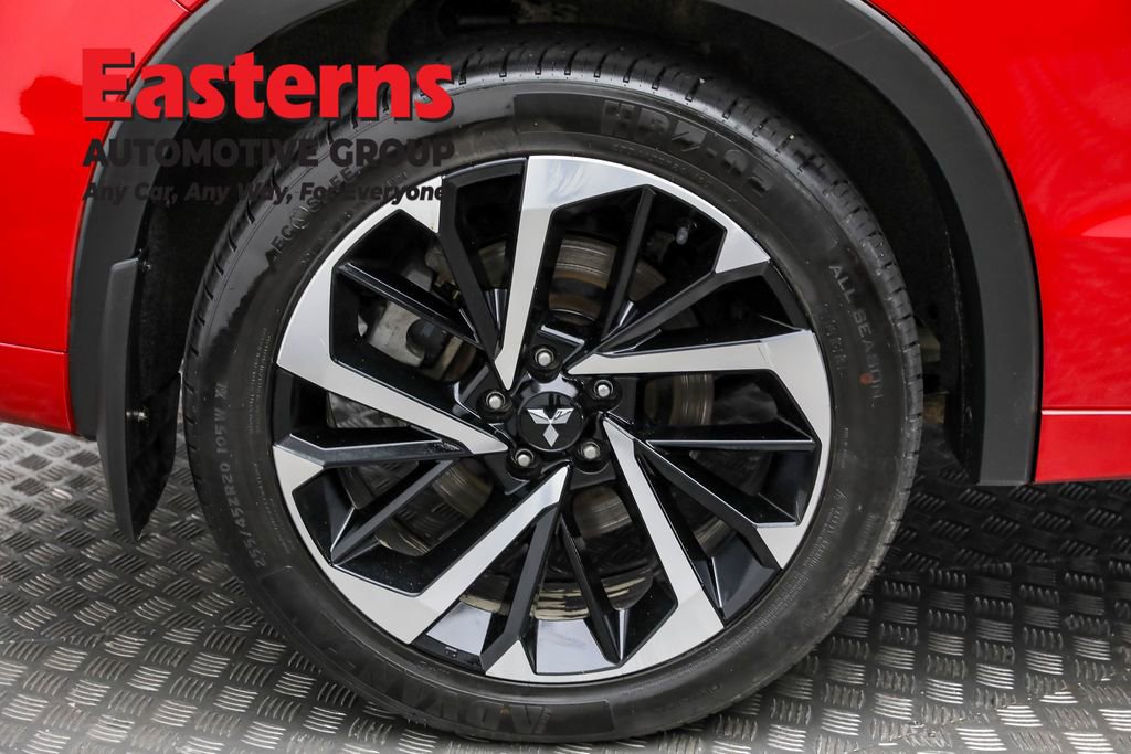 Used 2024 Mitsubishi Outlander SEL image 32