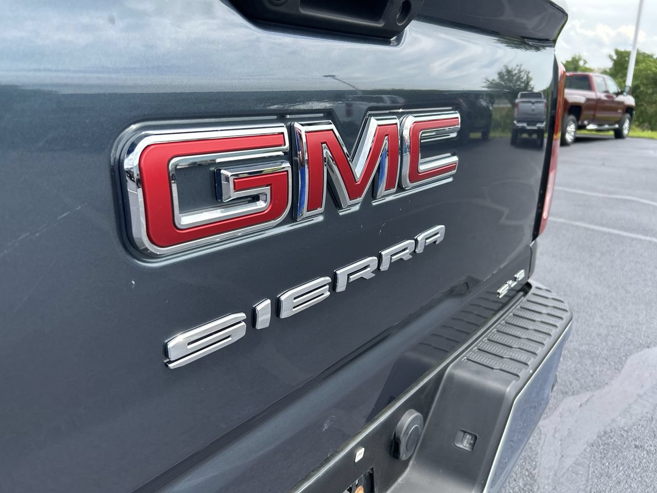 Used 2020 GMC Sierra 2500 SLE AWD/4WD image 11