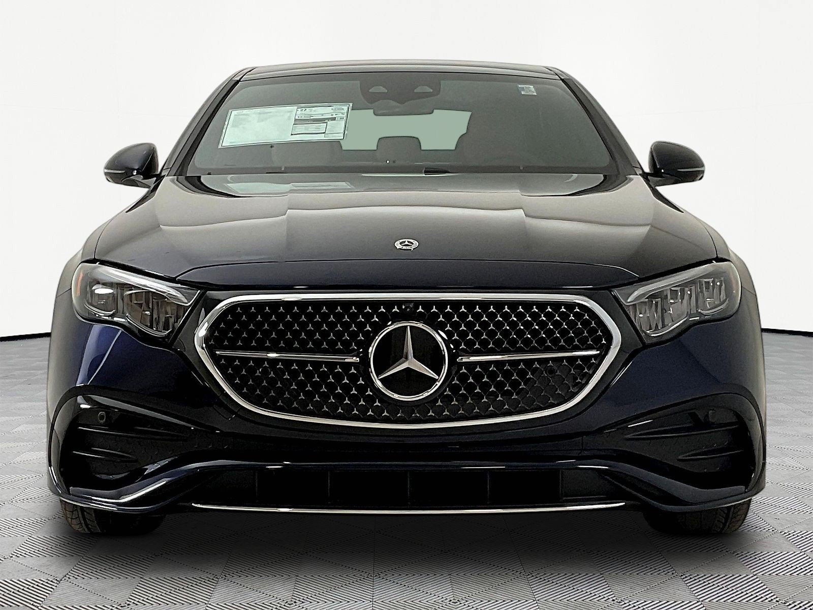 New 2026 Mercedes-Benz E 350 4MATIC Sedan image 2