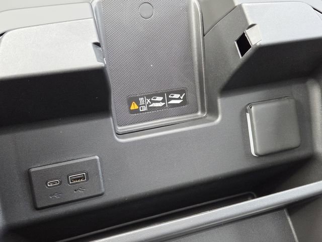 New 2026 GMC Sierra 2500 AT4X w/ AT4X AEV Edition image 10