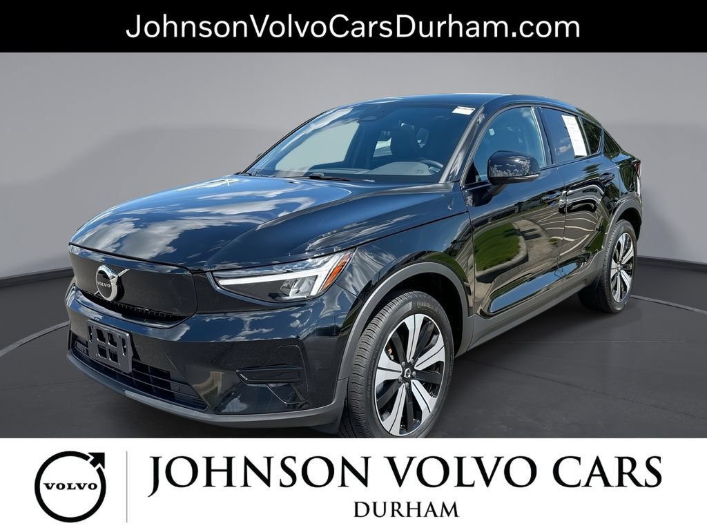 Used 2023 Volvo C40 Recharge Core AWD/4WD image 1
