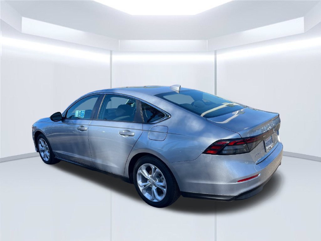 Used 2025 Honda Accord LX image 3