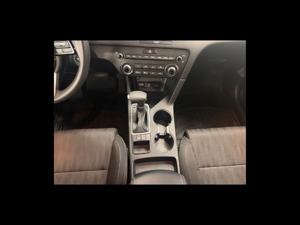 Used 2020 Kia Sportage LX FWD image 16