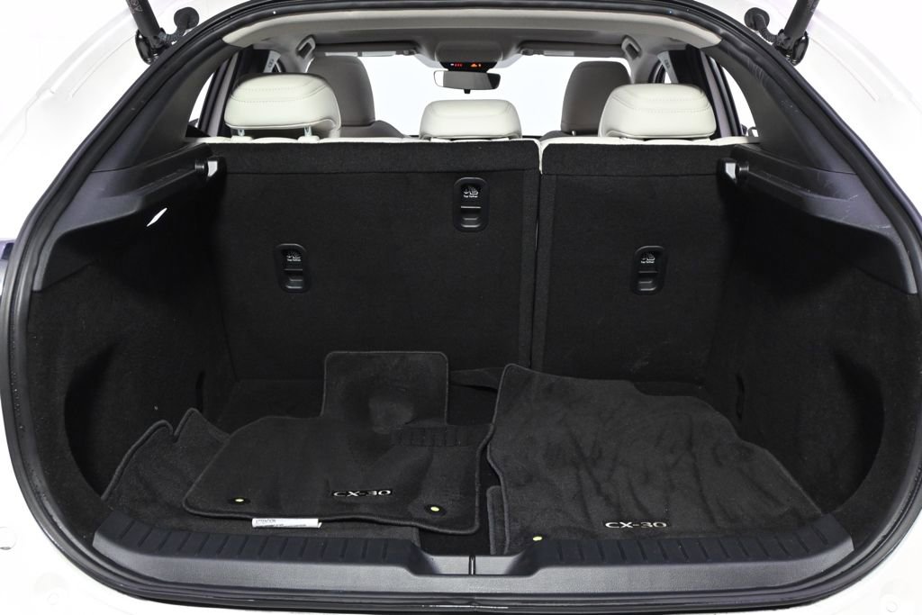 Used 2023 MAZDA CX-30 AWD 2.5 S w/ Premium Package image 19