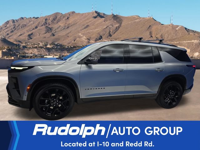 Used 2025 Chevrolet Traverse RS FWD image 2