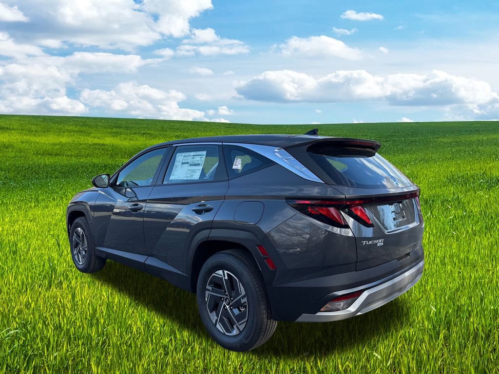 New 2026 Hyundai Tucson Blue SE image 8