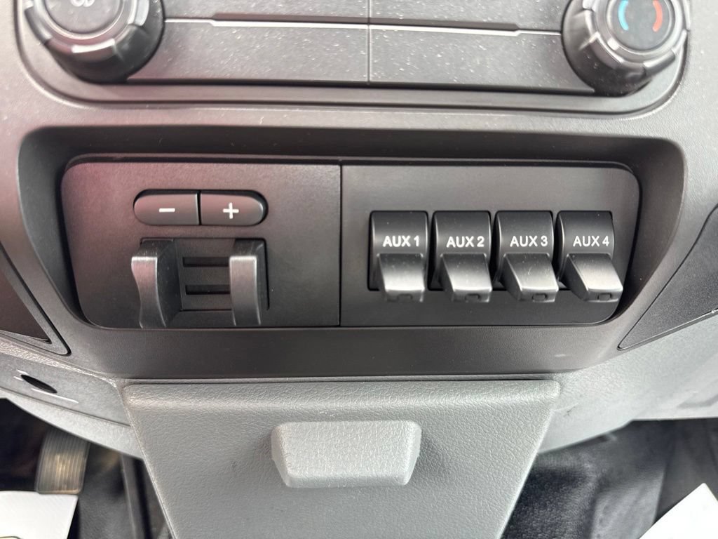 Used 2012 Ford F550 2WD Regular Cab Super Duty w/ Payload Upgrade Pkg image 5