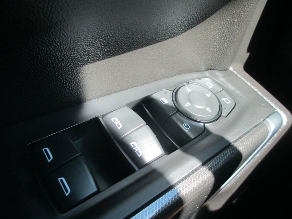 Used 2021 GMC Sierra 1500 AT4 w/ AT4 Preferred Package AWD/4WD image 29