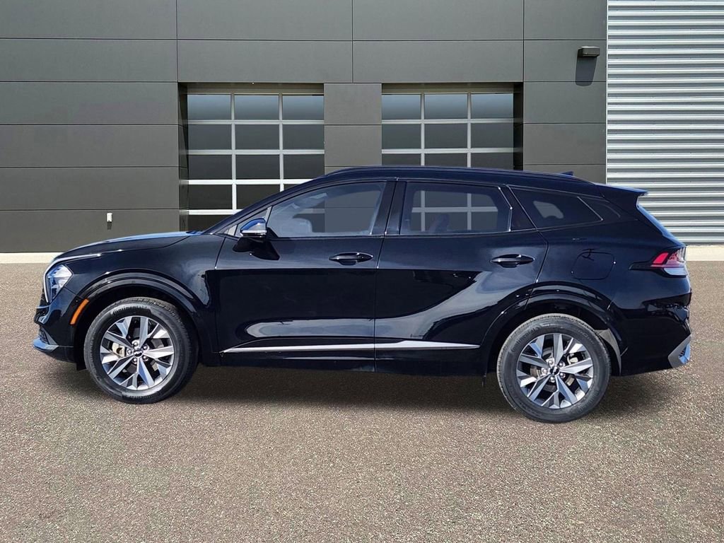 Used 2023 Kia Sportage SX image 2
