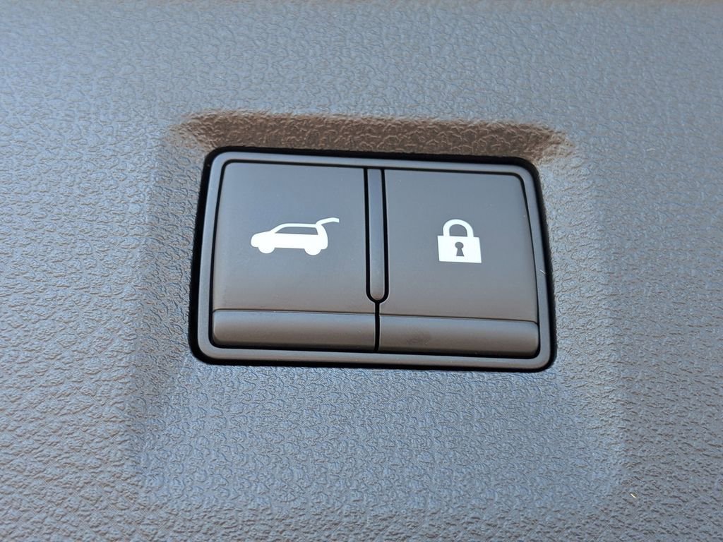 New 2026 INFINITI QX60 Luxe w/ Cargo Package image 13