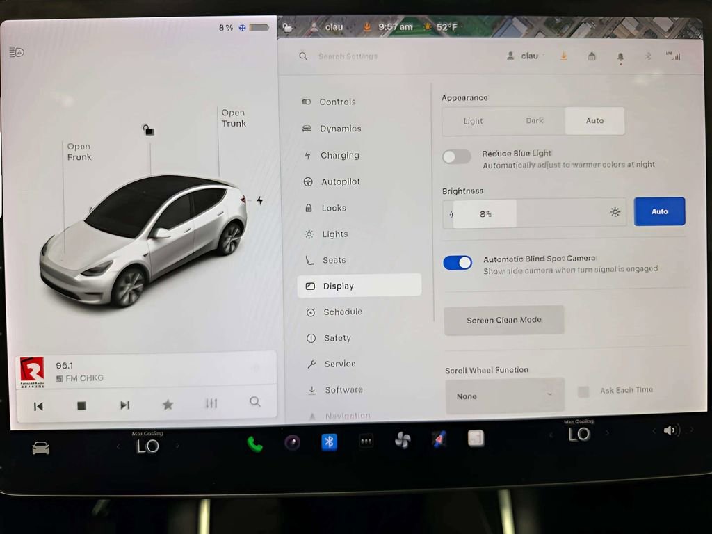 Used 2021 Tesla Model Y Long Range AWD/4WD image 38